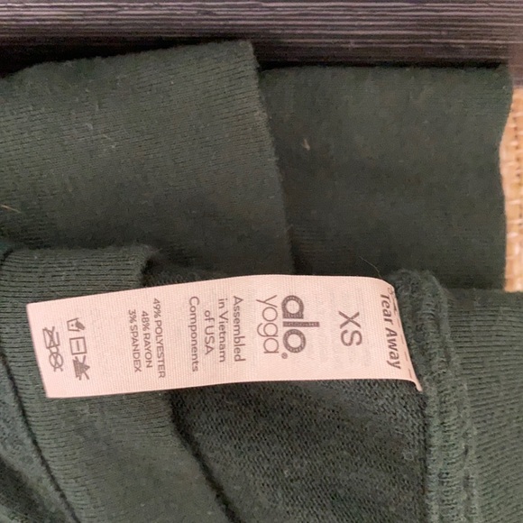 ALO glimpse sweatshirt - Picture 3 of 4